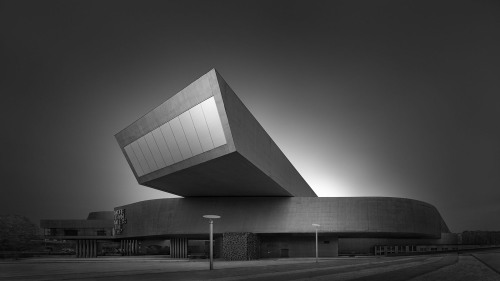 <center><p style="color:#FFFFFF;">Extended Reality - Beyond I -  © Julia Anna Gospodarou  - MAXXI Museum Rome Zaha Hadid architect</p></center>