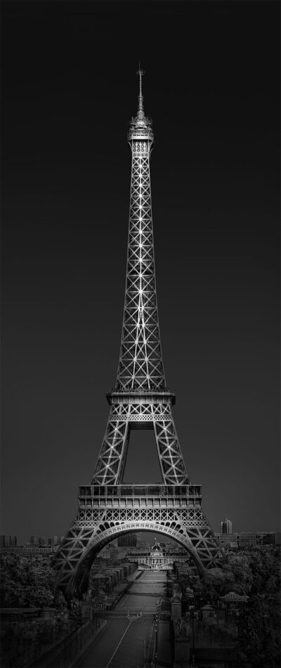 Urban Saga IV - From Paris with Love © Julia Anna Gospodarou 2016 eiffel tower paris