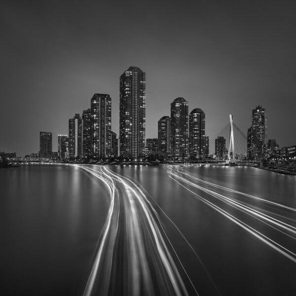 Immaterial Light - Tokyo - © Julia Anna Gospodarou 2019 eitai bridge sumida river tokyo