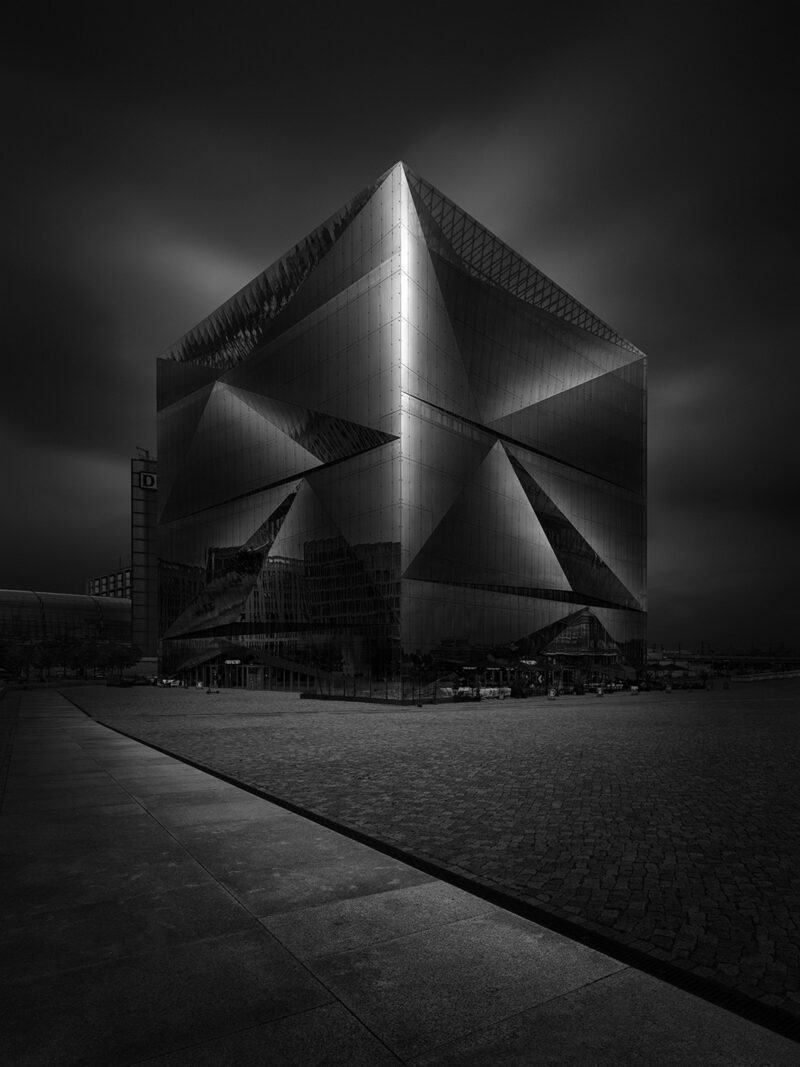 Julia Anna Gospodarou_Illusory Reflections I_Cube Berlin